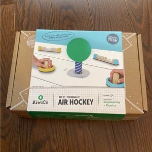 Kiwi Crates STEM Crate DIY Air Hockey